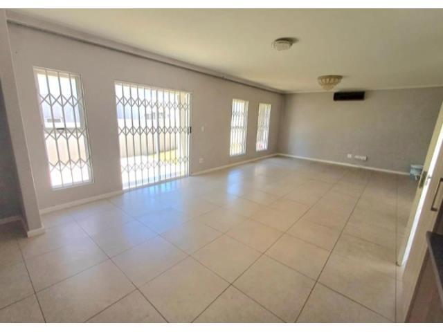 pic_61518823_640x480