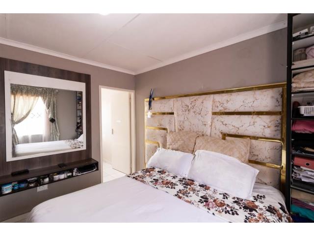 pic_61774975_640x480