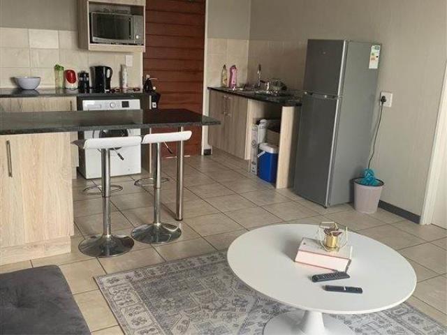 pic_61776343_640x480