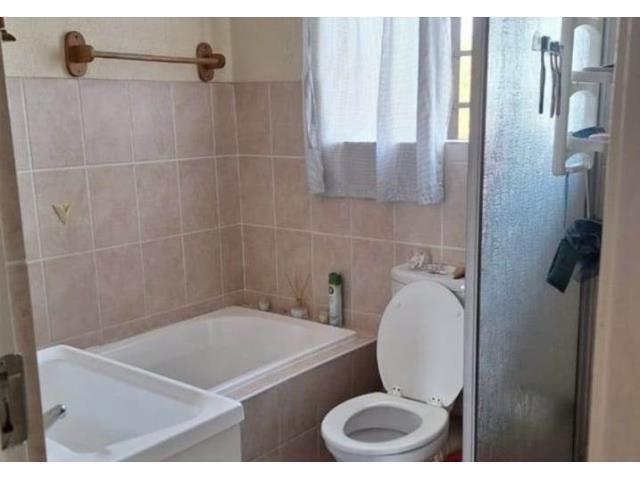 pic_64303924_640x480